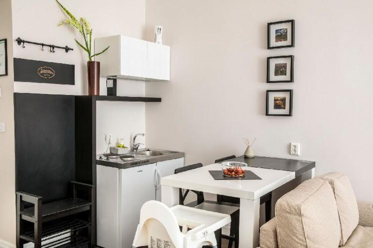 Home Living Dream Apartments Νόβι Σαντ Εξωτερικό φωτογραφία